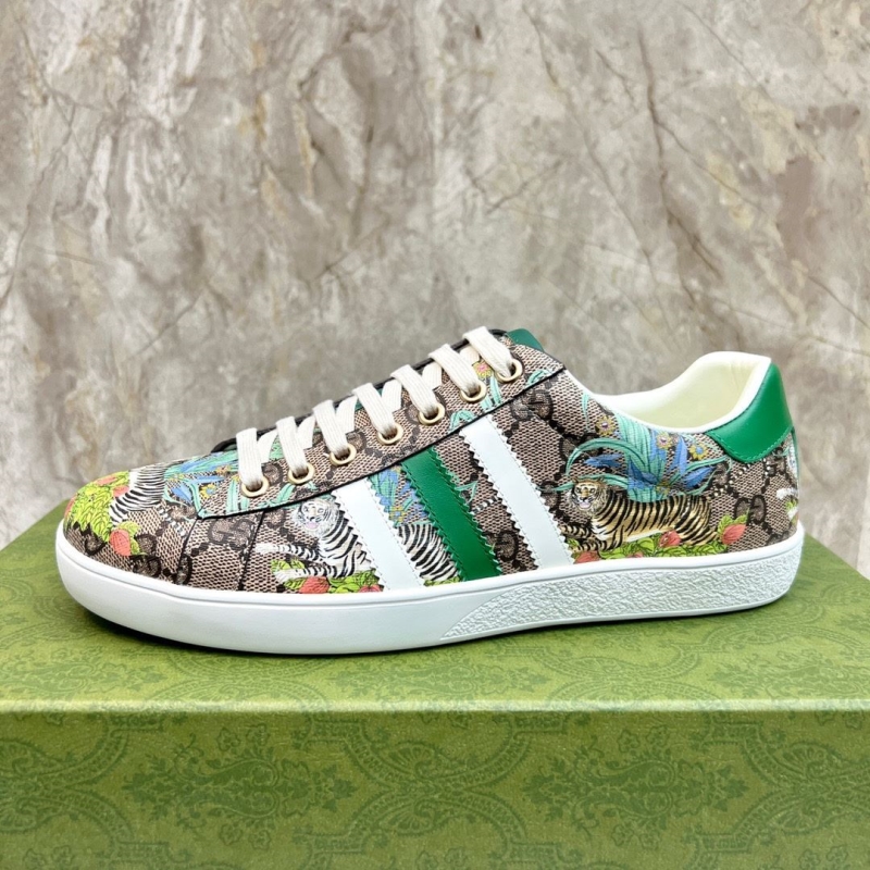 Gucci Sneakers